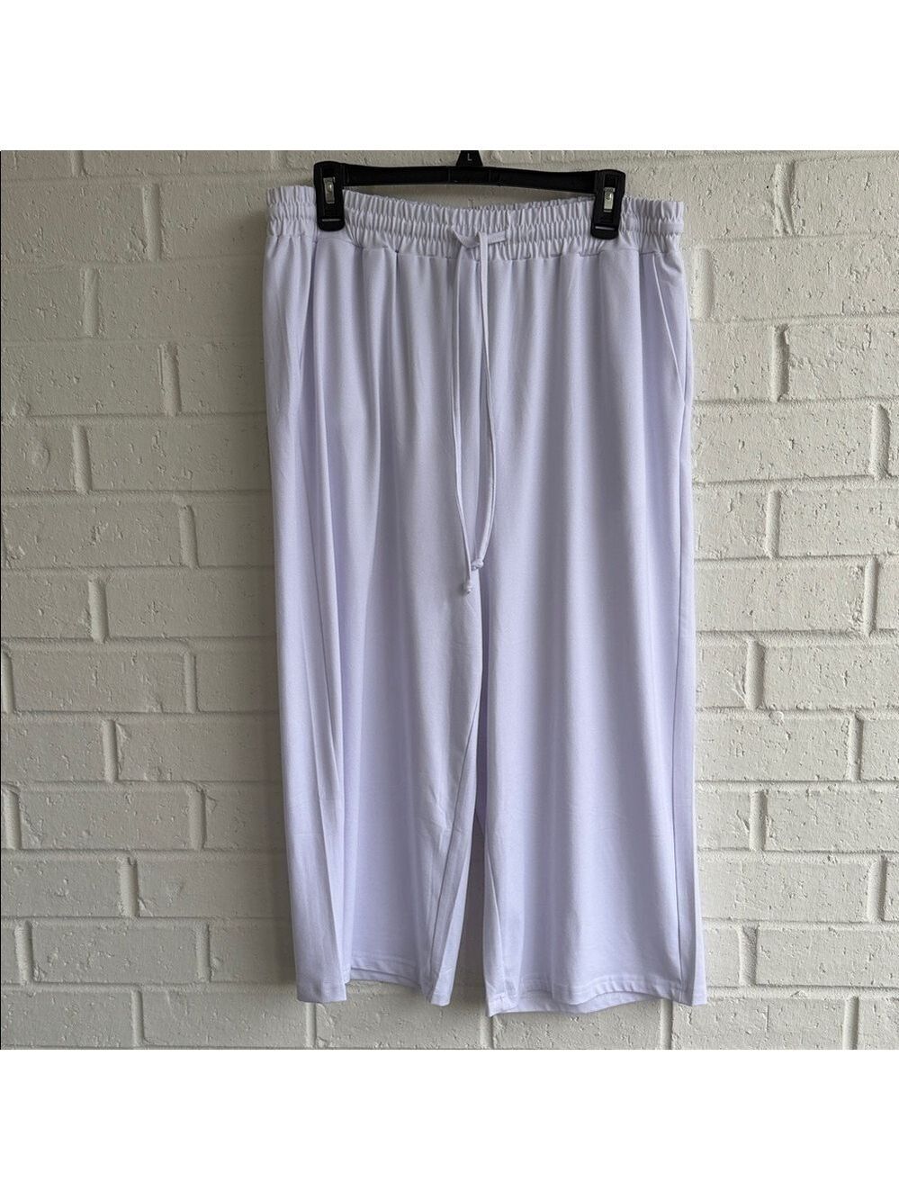 Oyanus White Capri Pants Wide Leg Elasticized Waist Pockets Loungewear Size XXL
